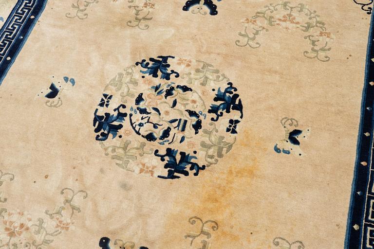 A carpet, old, China (antique finish), c. 276 x 189 cm.