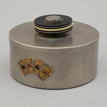 KURT EK & CO, ask för spelmarker, tenn, Stockholm, 1939.