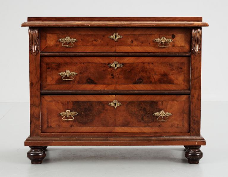 BYRÅ, barockstil, 1800-tal.