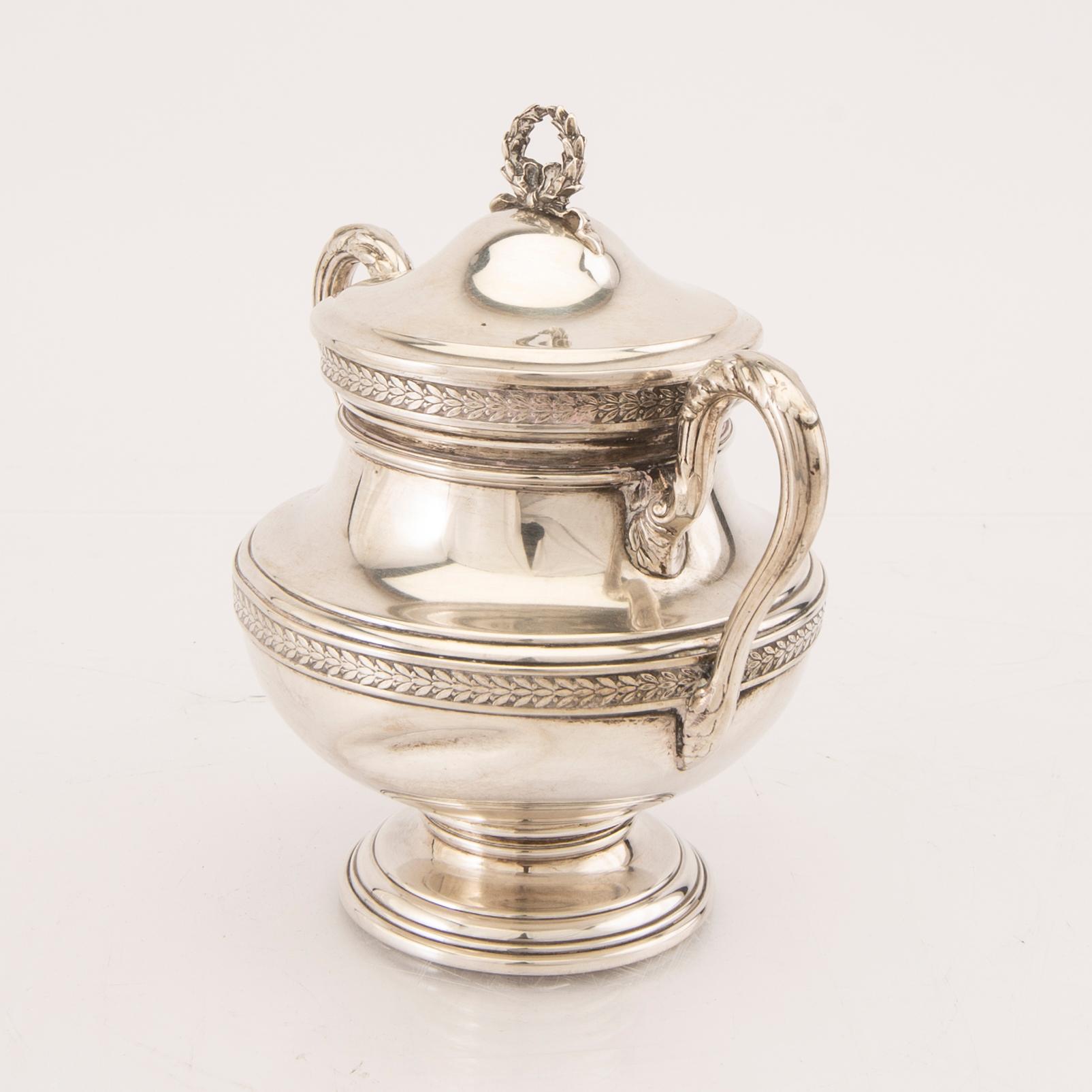 Sockerskål med lock silver 1900-talets första hälft märkt L Weber.