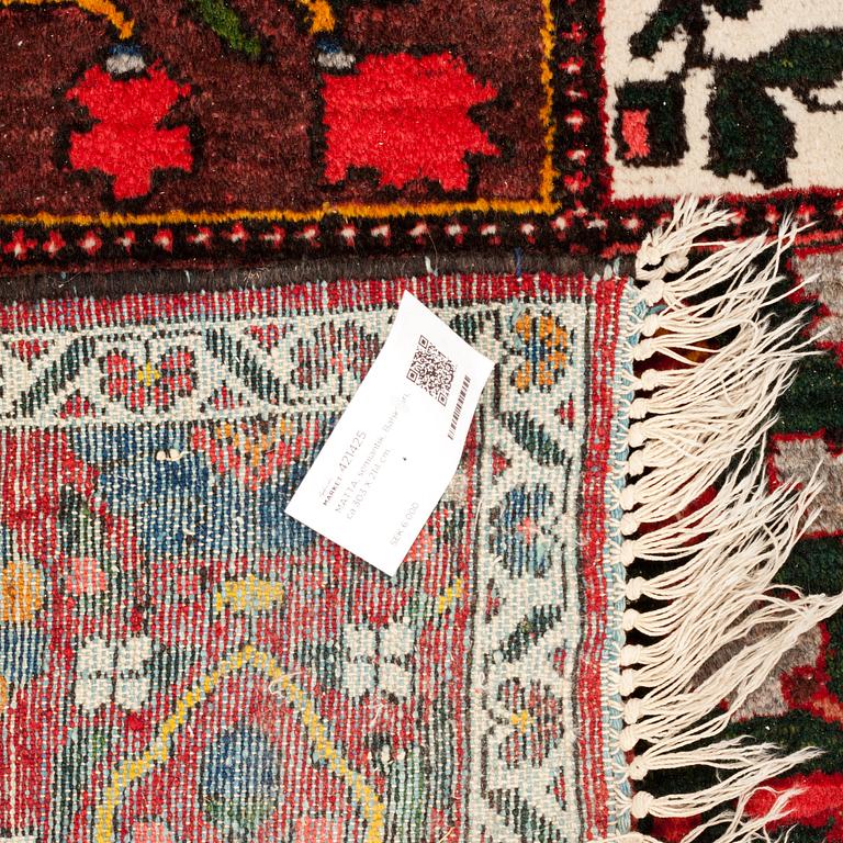 MATTA, semiantik, Bahktiari, ca 303 X 214 cm.
