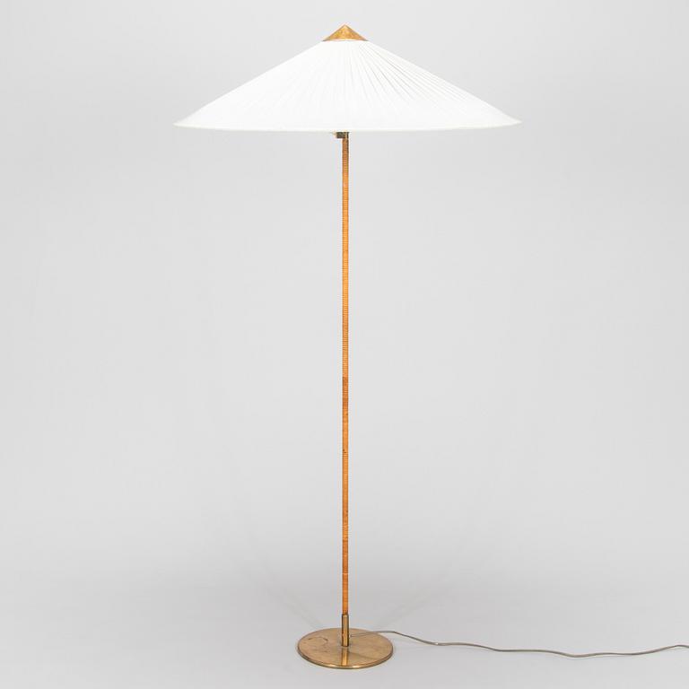 Paavo Tynell, golvlampa, modell 9602 Taito 1900-talets mitt.