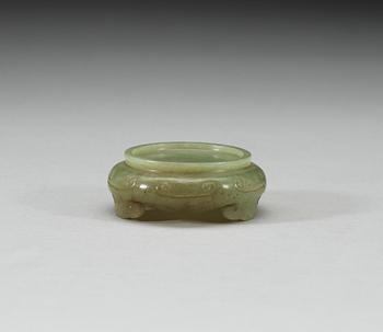 A nephrite stand, Qing dynasty.