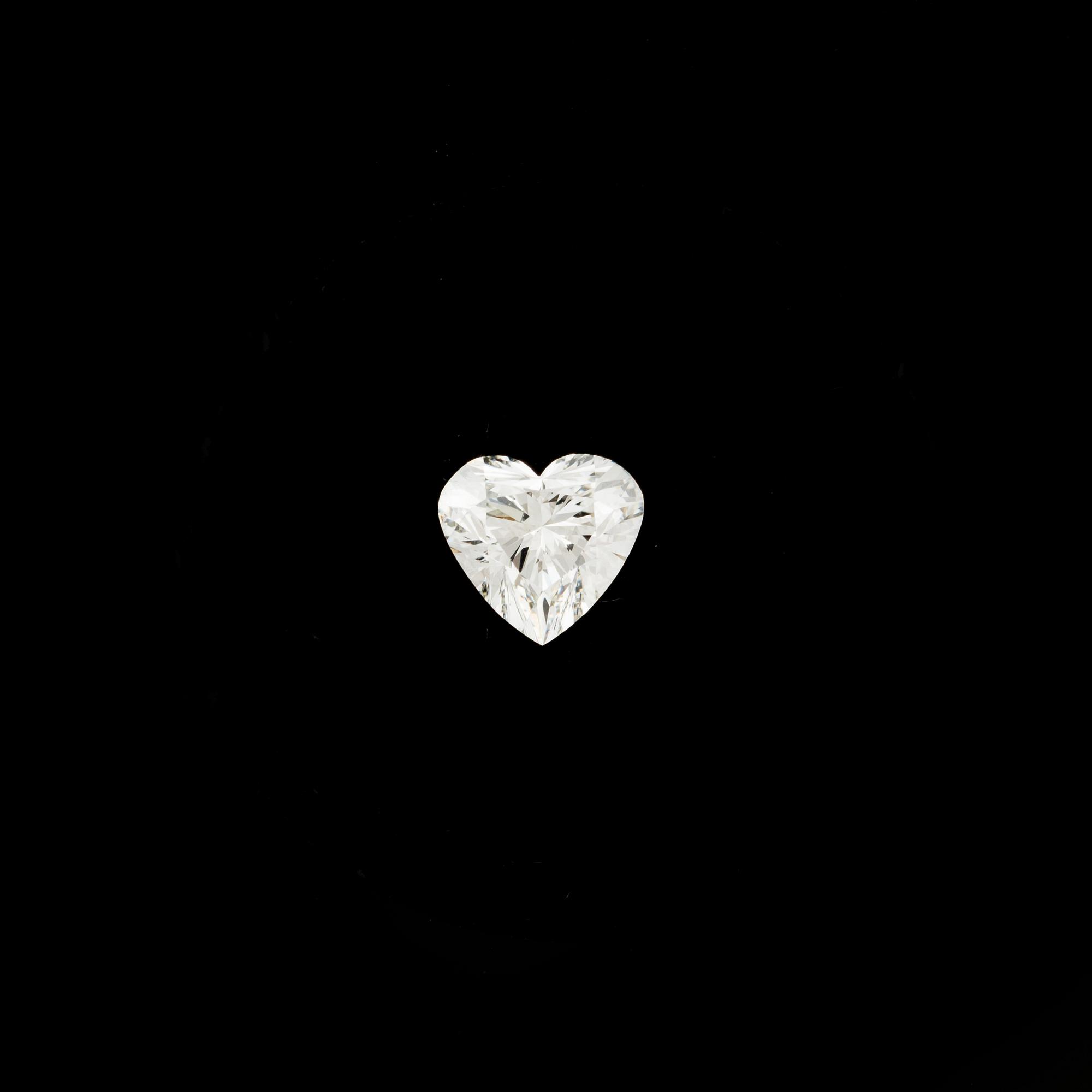 Hjärtformad briljantslipad diamant 0.50 ct medföljande GIA dossier.