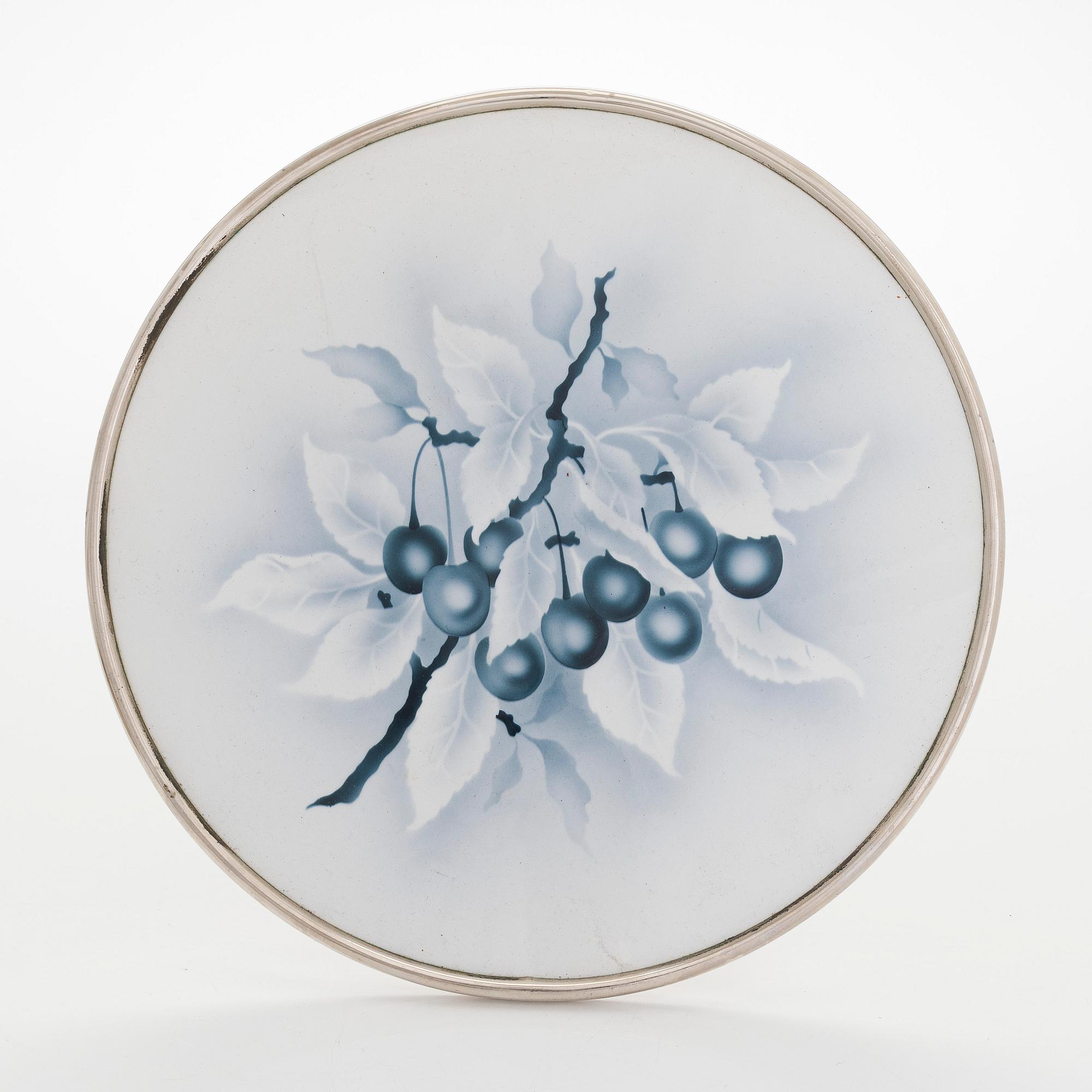 Tarjoiluvati ja tarjoilumalja, 1900-luvun alku.