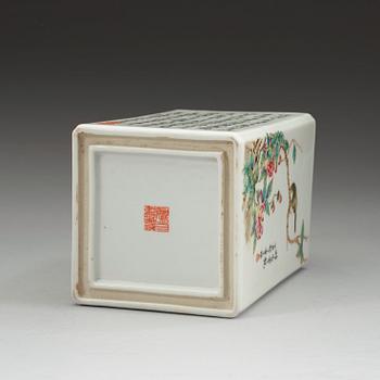 A square brush pot with calligraphy, Qing dynasty with Qianlong seal mark, 19th century.