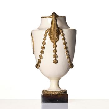 Urna, flintgods, Marieberg, Steens period (1769-1788).