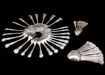 BESTICK, 25 st, silver, George W Adams, London, England, 1932-33. Totalvikt ca 2850 g.