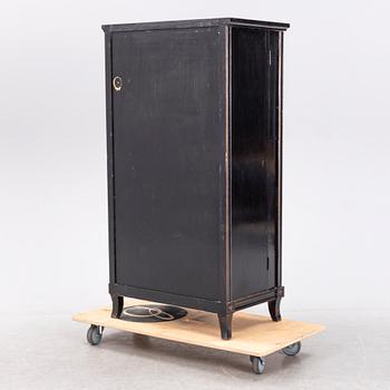 A Chinese cabinet, 20th Century.