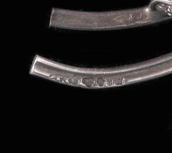BROSCHER, 2 st, silver, G Kaplan, Stockholm, 1947 resp 1948. Vikt ca 23,3g .