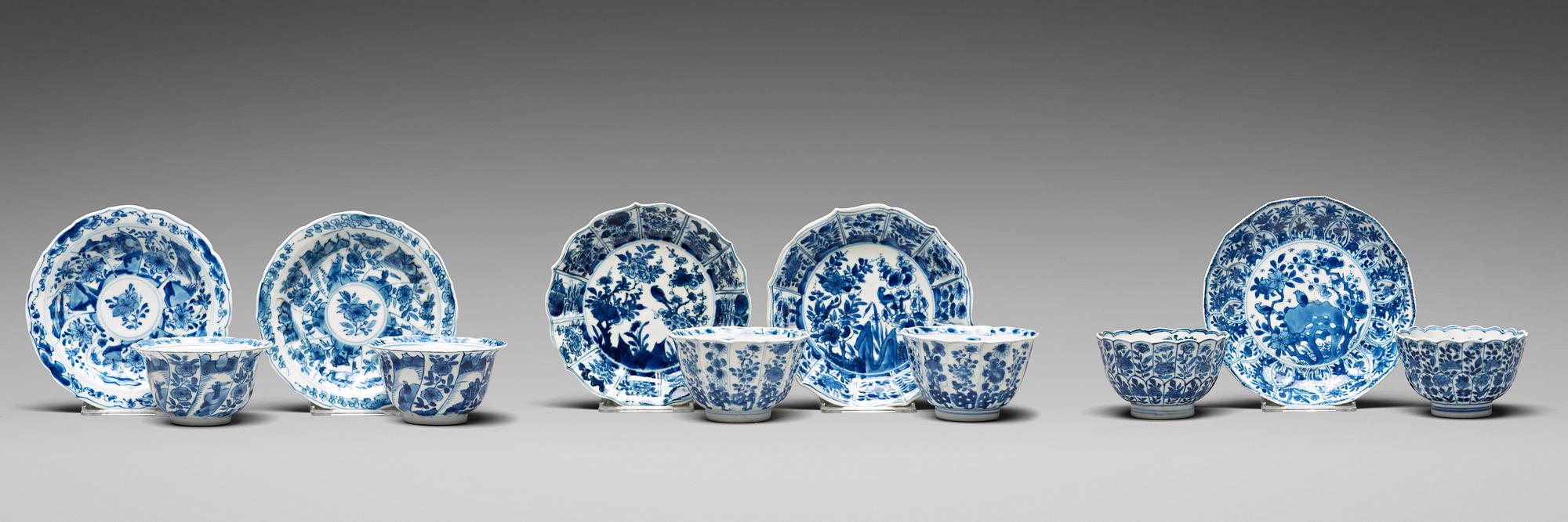 KOPPAR, sex (2+2+2) stycken, med FAT, fem (2+2+1) stycken, porslin. Qingdynastin, Kangxi (1662-1722).