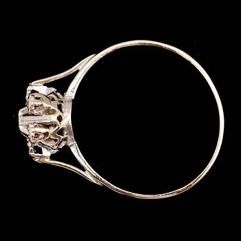 RING, 18 k vitguld med briljanter ca 0.08 ct, enligt gravyr.