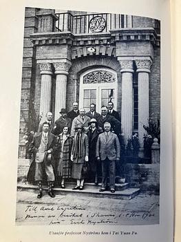 A Chinese kesi insignia/buzi mounted in a tray, late Qing dynasty.