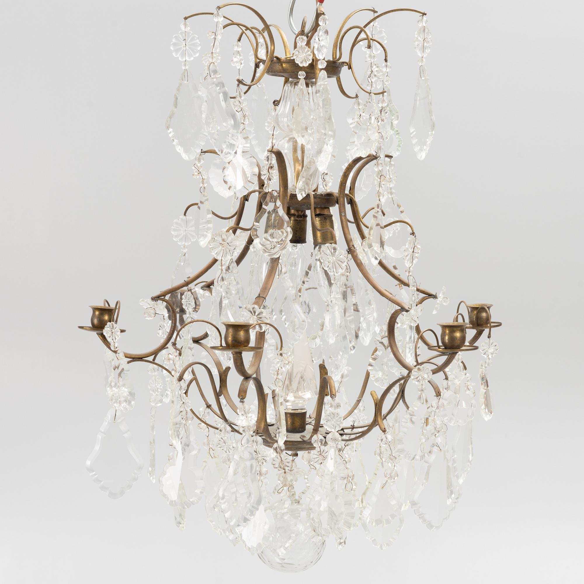 Ljuskrona, rokokostil, 1900-talets första hälft.