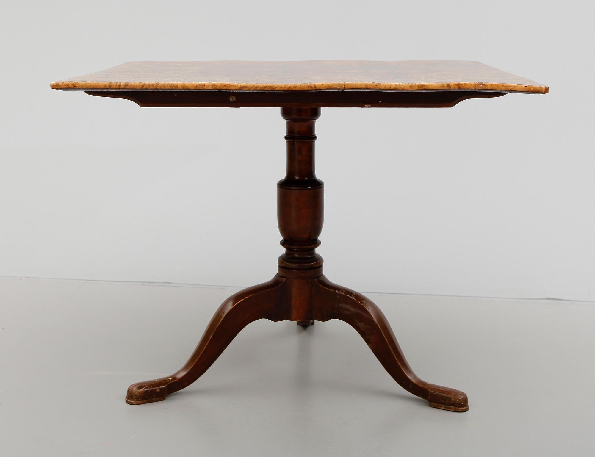 FÄLLBORD, 1800-talets första hälft.