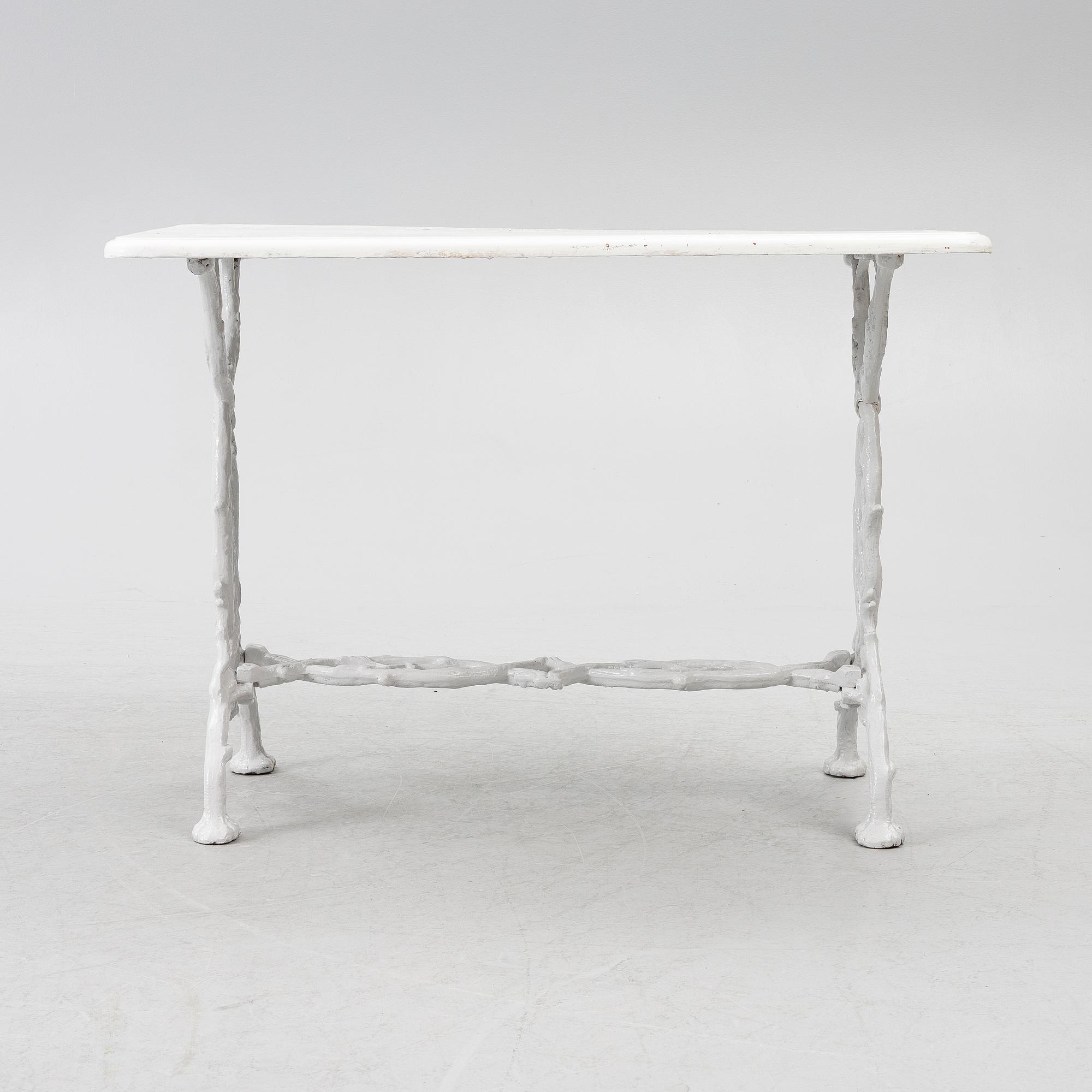 Trädgårdsbord, tidigt 1900-tal.