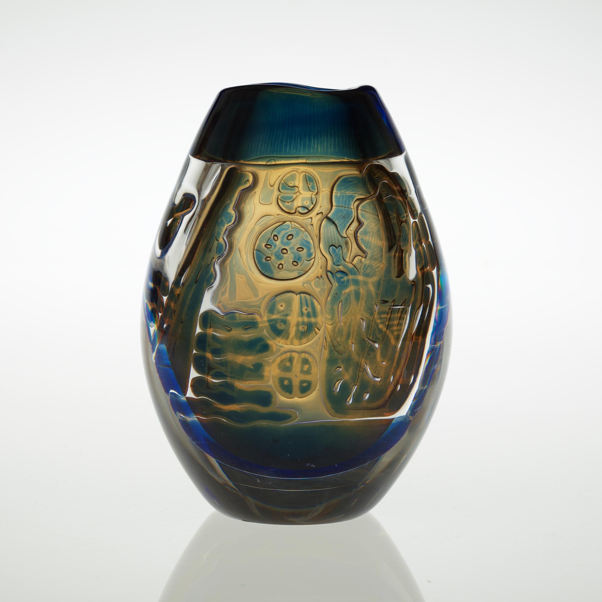 An Edvin Öhrström Ariel glass vase, Orrefors 1966.