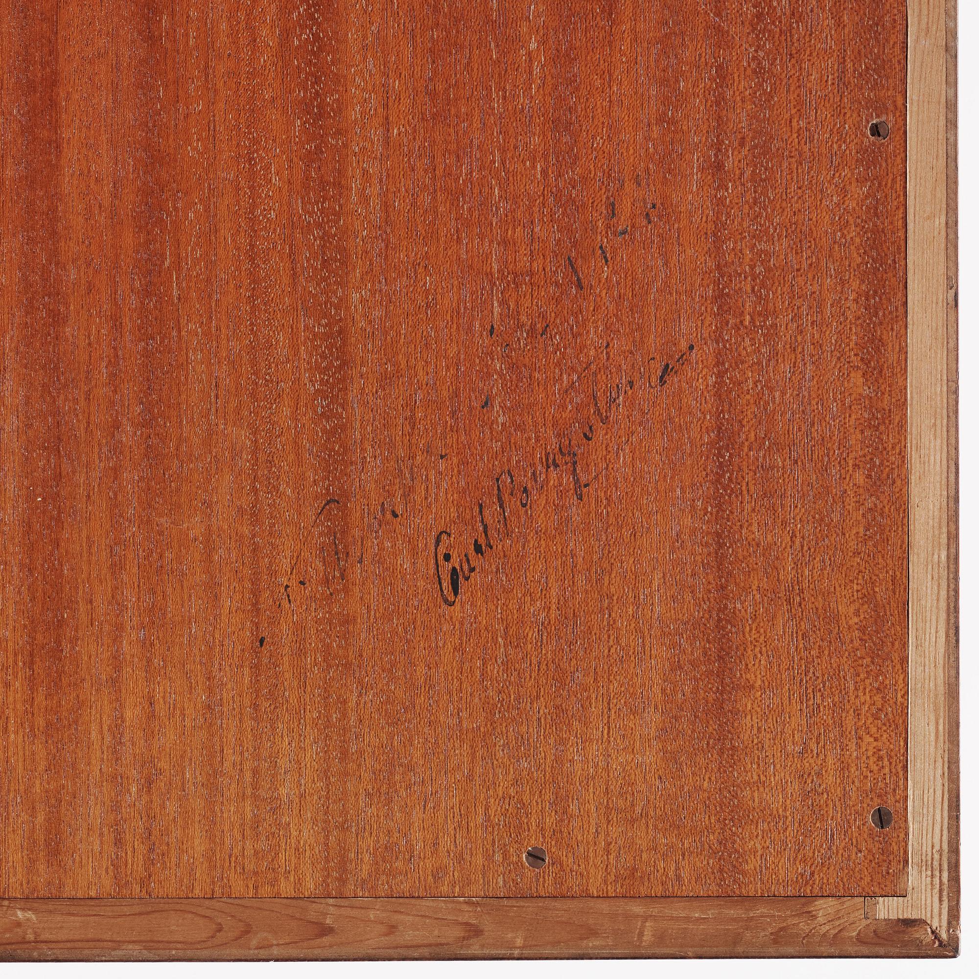 Robert Berghagen, skåp, snickarmästare Carl Bergsten, för Stockholms Hantverksförening 1937.