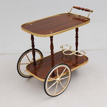 SERVERINGSVAGN, 1900-talets andra hälft.