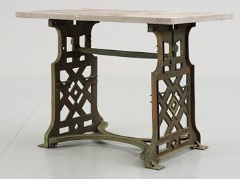 TRÄDGÅRDSBORD, gjutjärn, 1900-talets första hälft.