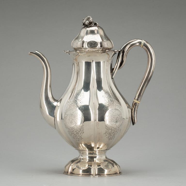 KAFFEKANNA, silver Dahlgren 1853. Vikt ca 590 gram.