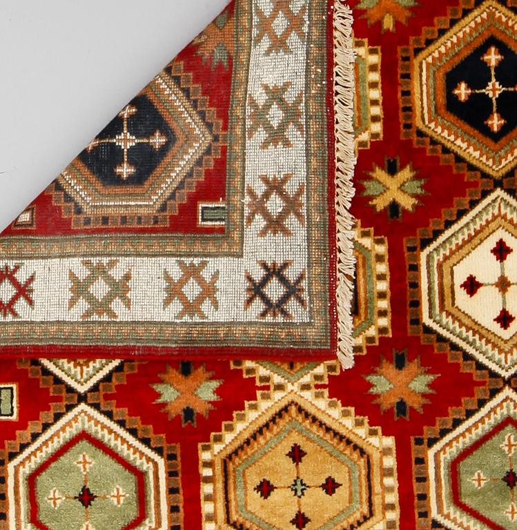 MATTA, Kazak. 200 x 141 cm.