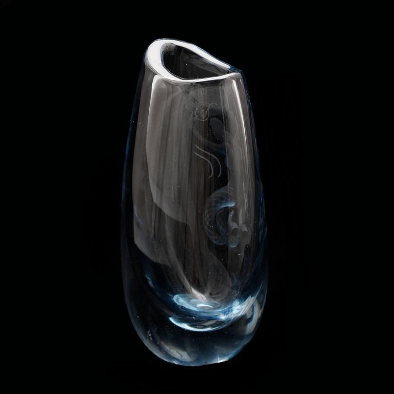 VAS, glas Vicke Lindstrand, 1900-talet andra hälft.