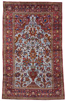 192. A RUG, a semi-antique silk Kashan, ca 201,5 x 122-130 cm.