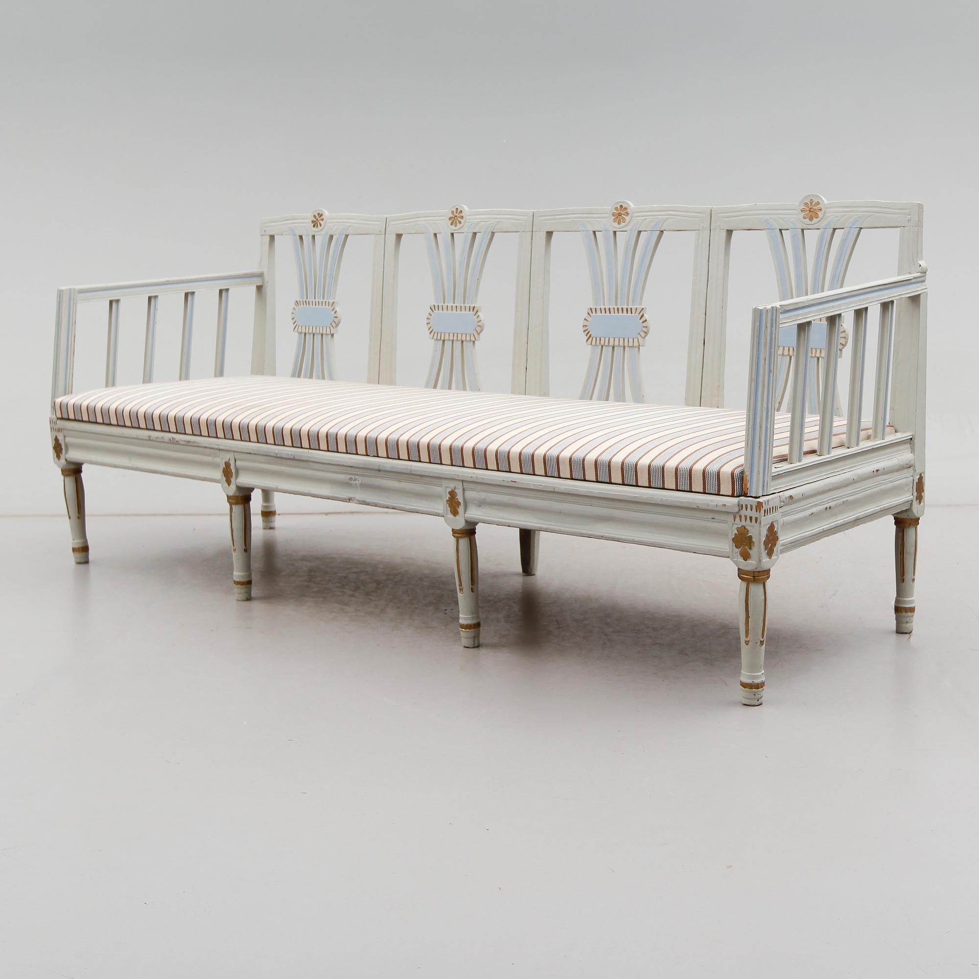 SOFFA, sengustaviansk, enligt uppgift Hälsingland, 1800-talets första hälft.