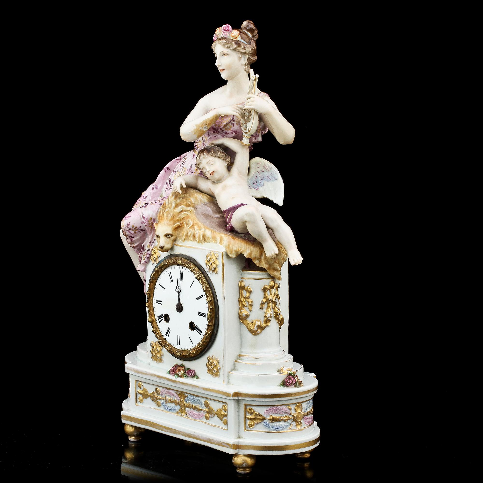 BORDSUR, porslin, Augustus Rex-märke, 1800-talets andra hälft.