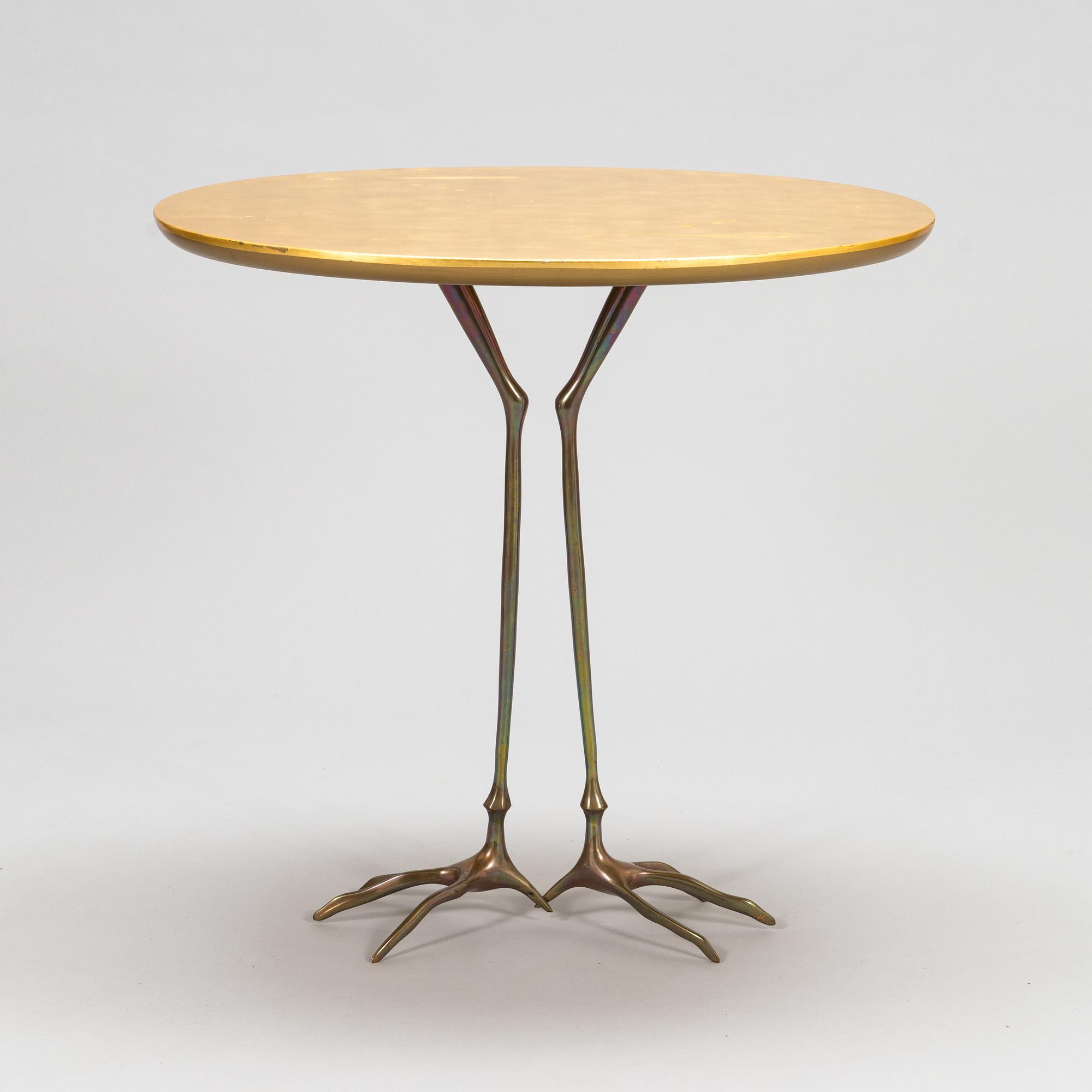 Meret Oppenheim, pöytä, "Traccia table" noin 1990.