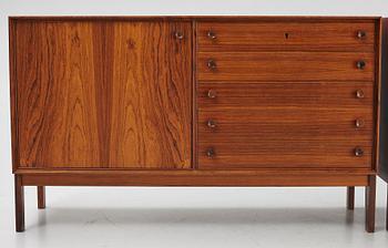 Yngvar Sandström, sideboards, ett par, Seffle Möbelfabrik, Säffle, 1950/60-tal.