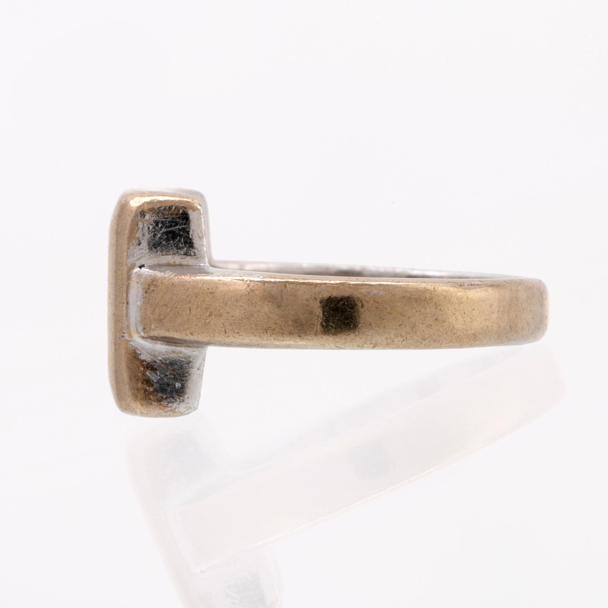 Ring 18K whitegold with 4 princess-cut diamonds approx 0,50 ct in total, size 49.