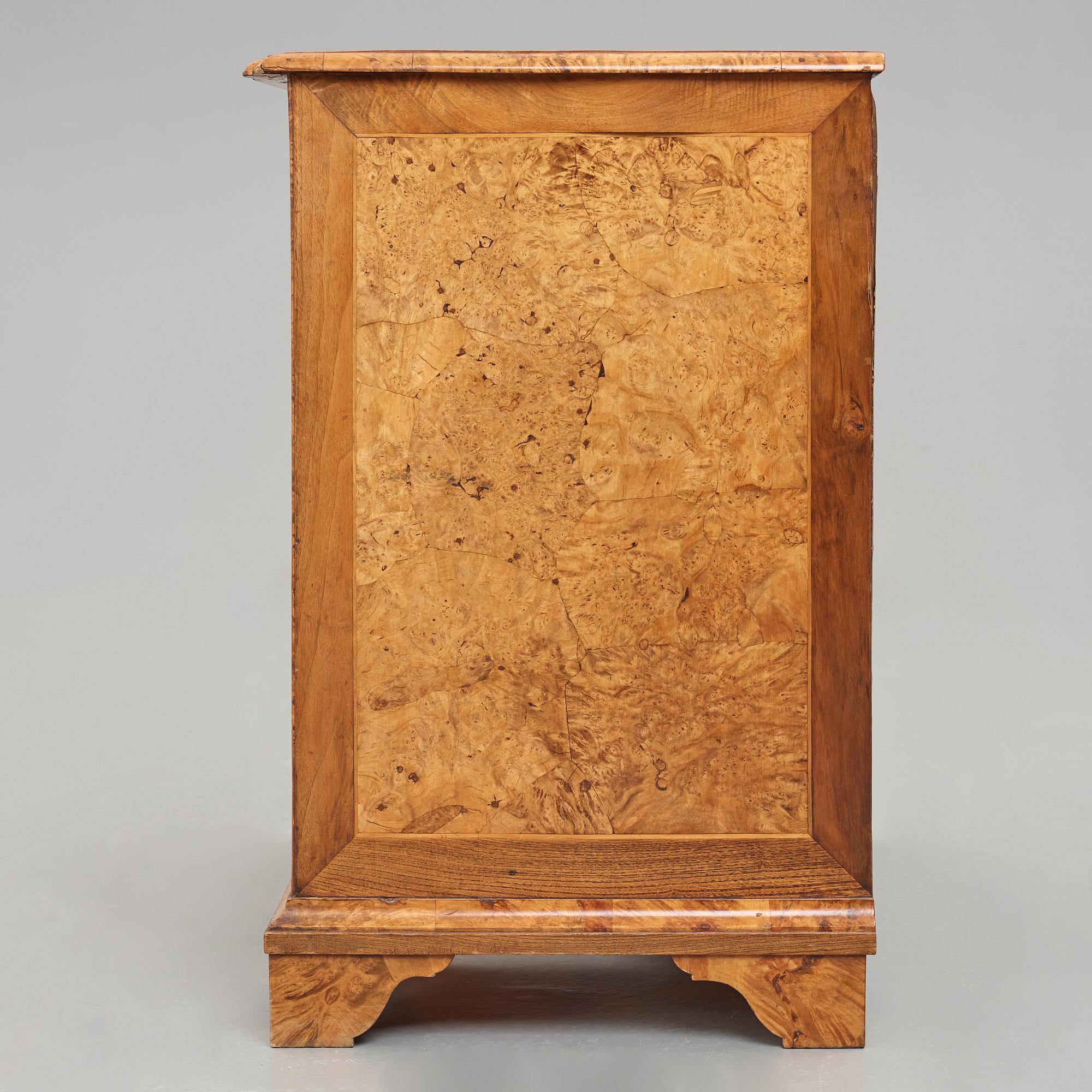 A Swedish late Baroque 1720-40's writing desk.