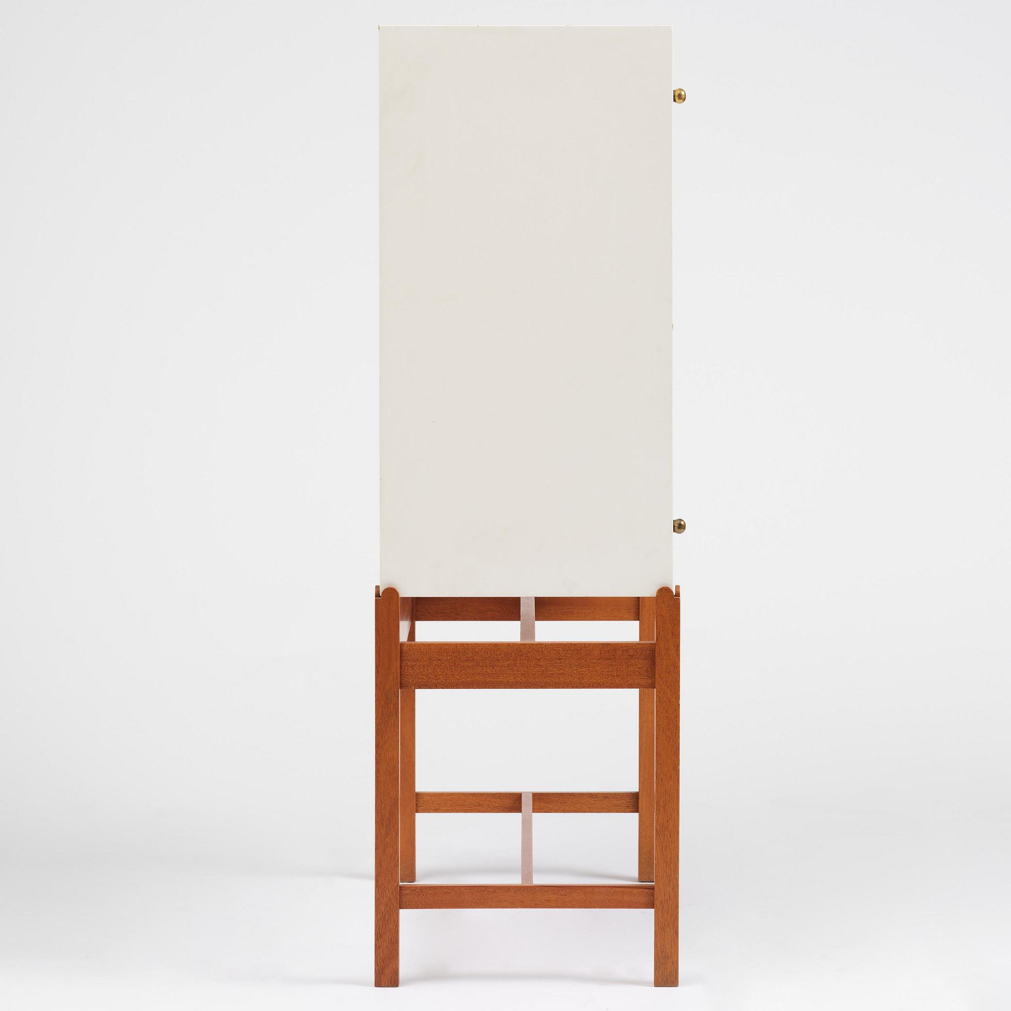 Josef Frank, a cabinet model 2192, Firma Svenskt Tenn, post 1985.