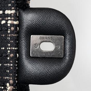 Chanel, väska, "Tweed Carry On Flap Bag", 2016-17.
