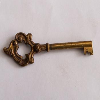 Vitrinskåp 1900-talets första hälft.