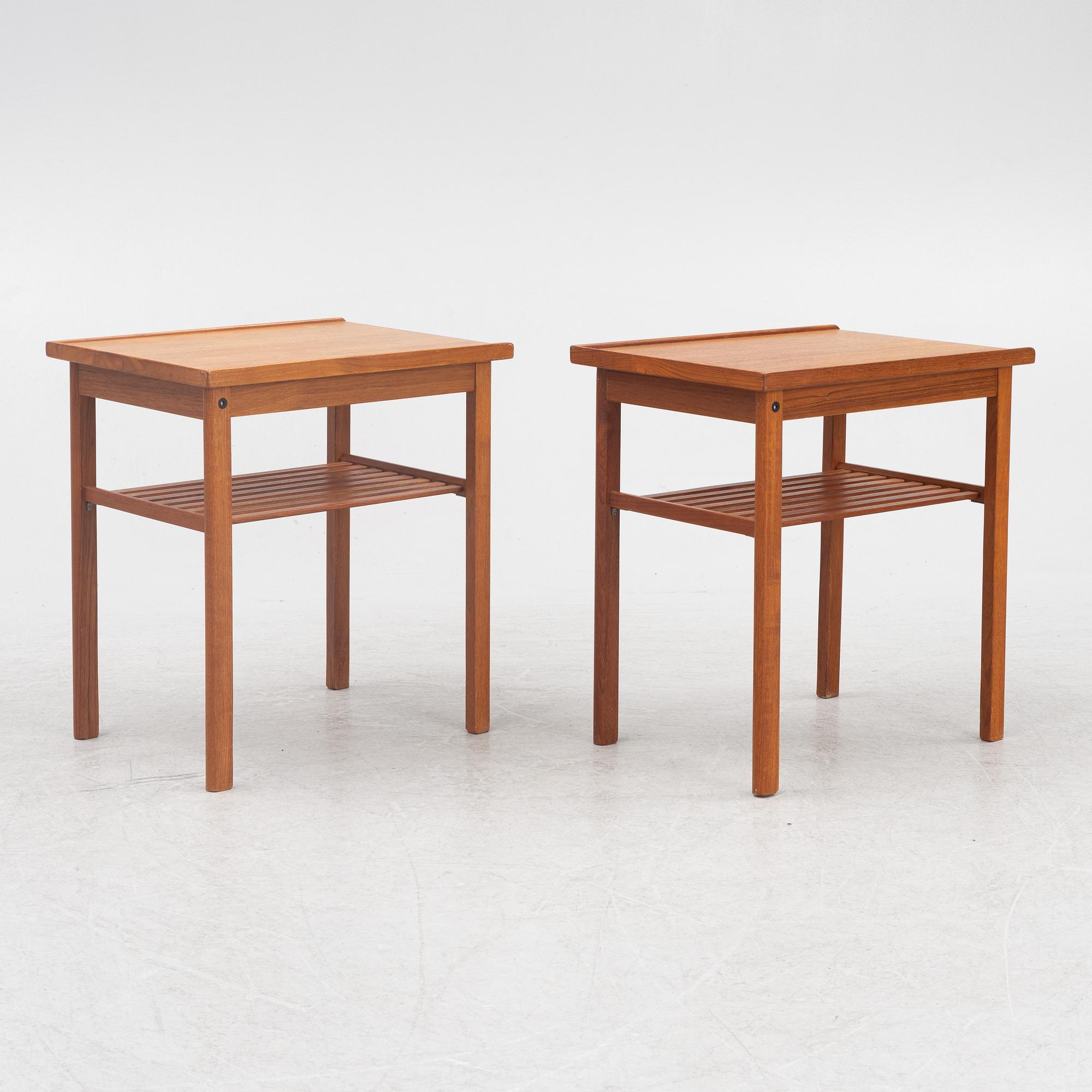 Sängbord, ett par, AB Emmaboda Möbelfabrik, 1950/-60-tal.