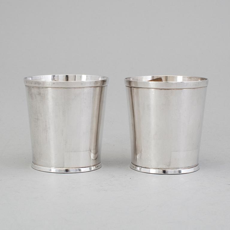 A pair of Swedish 20th century silver beakers, mark of Birger Haglund, Stockholm 1989.