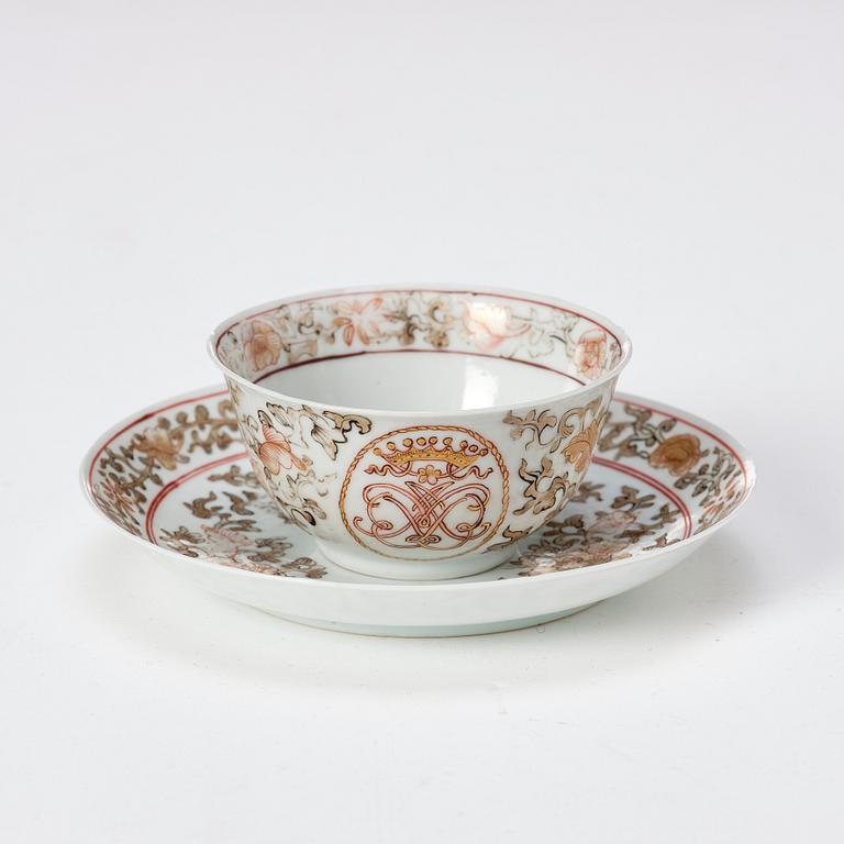 A small cup with stand, Qing dynasty, Yongzheng (1723-35).