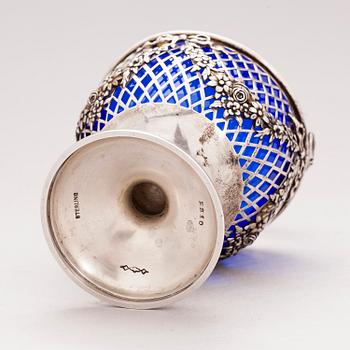 SKÅL, SERVERINGSSKED och SÅSSLEV, sterling silver, New York och Baltimore, USA 1900-talets första hälft.