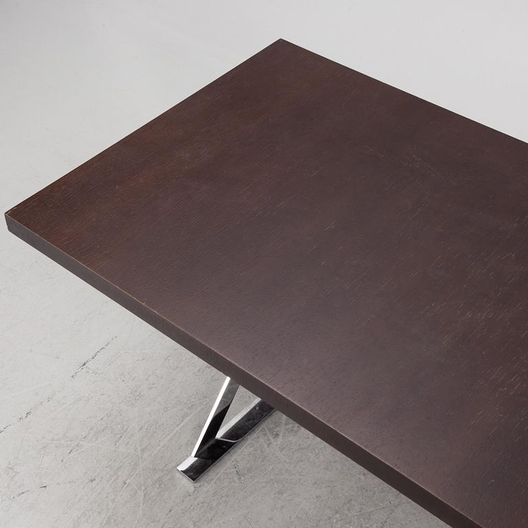 Antonio Citterio, matbord, "Pathos", Maxalto, B&B Italia.