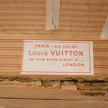 TRUNK, Louis Vuitton.