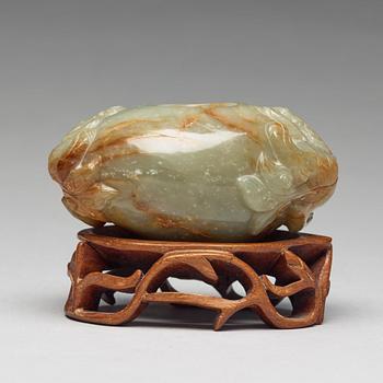 A nephrite brush washer, Qing dynasty (1644-1912).