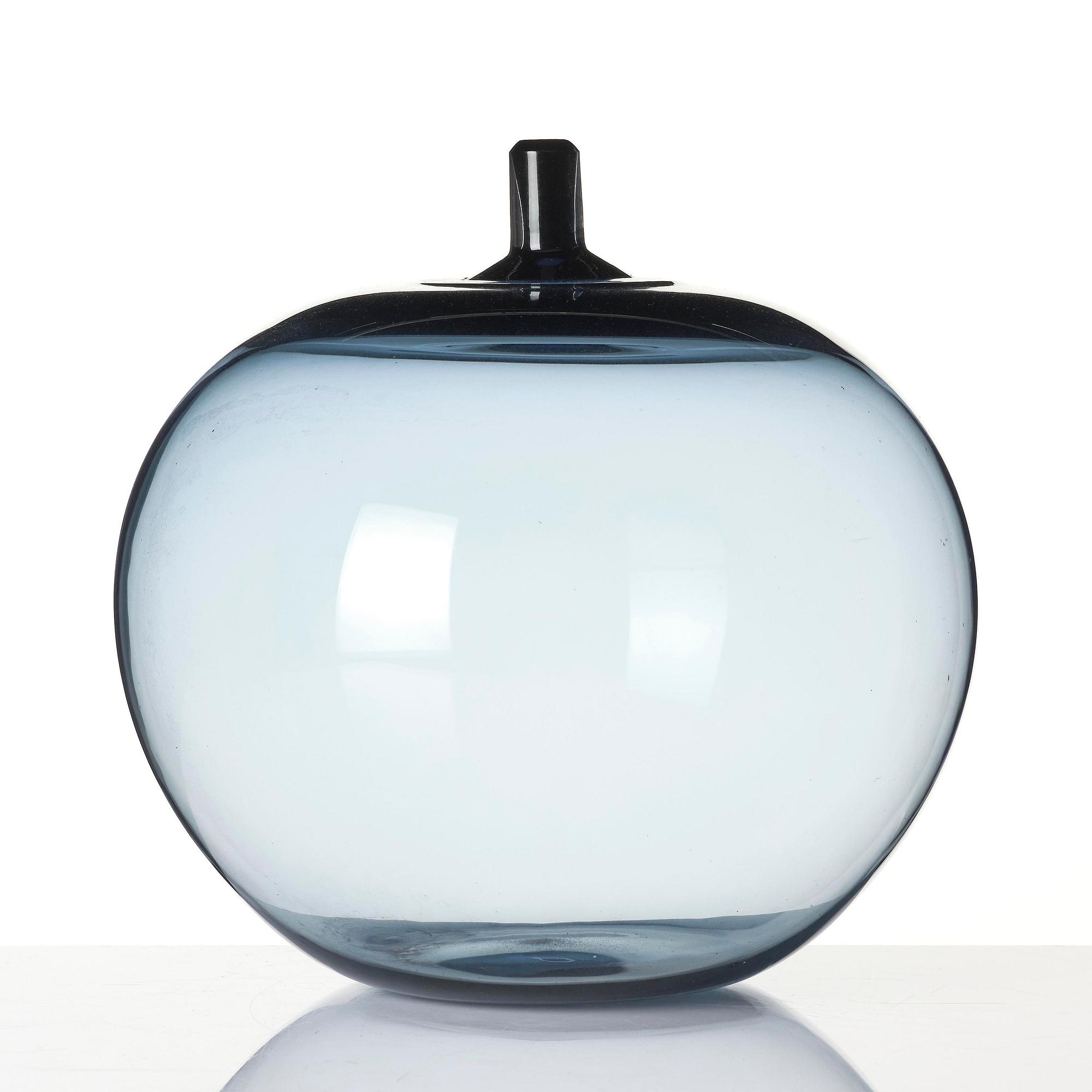 Ingeborg Lundin, a "Melon" glass vase, Orrefors, post 1957.