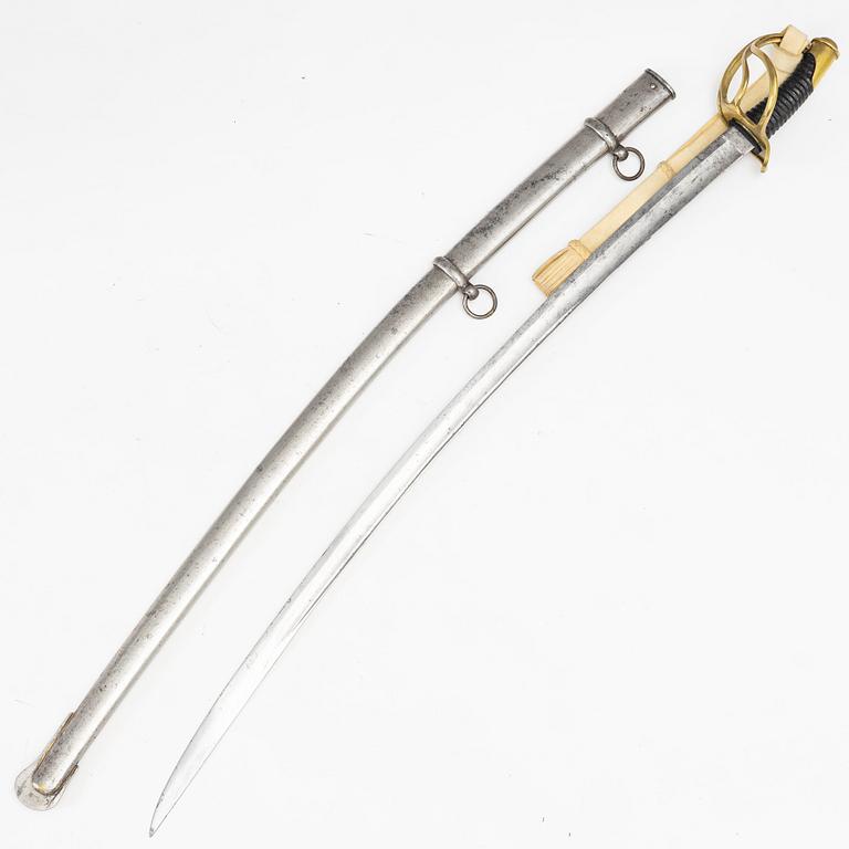 A sabre, early 19th century.