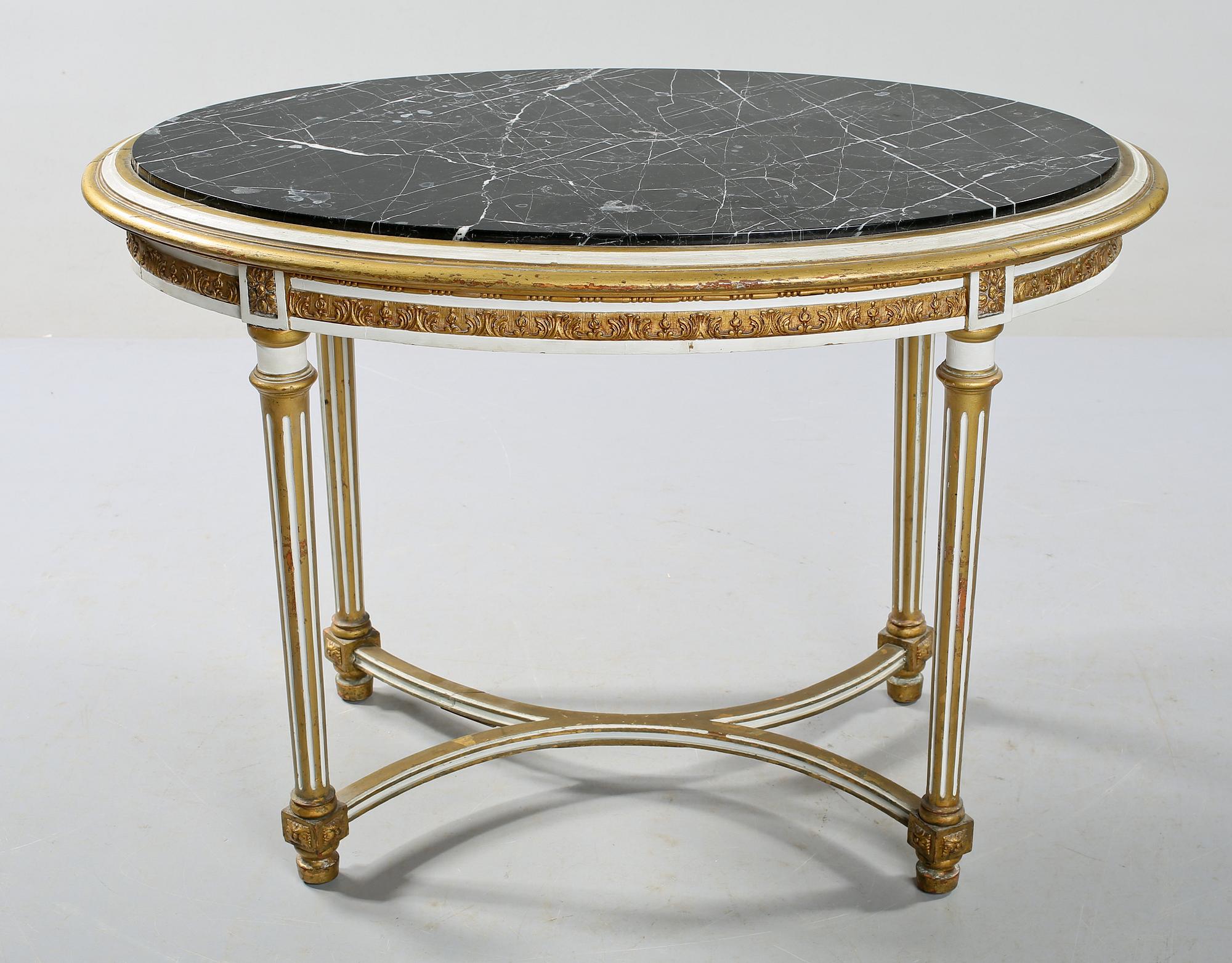 BORD, omkring sekelskiftet 1800/1900.