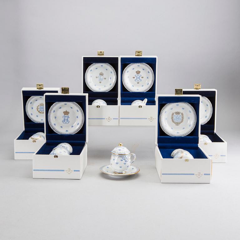 12 PORCELAIN CUSTARD CUPS WITH SAUCERS, Rörstrand, Sweden second half of 20th century.