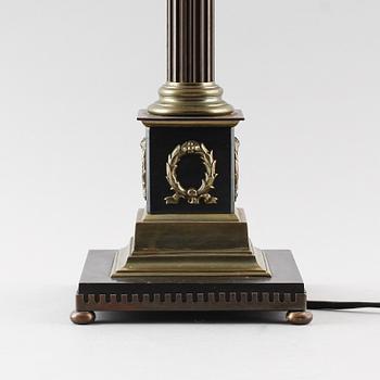 BORDSLAMPA, empirestil, 1900-talets mitt.