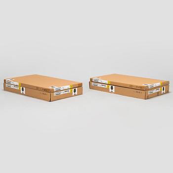 Virgil Abloh, vitriner ett par, "Markerad" för IKEA, 2019.